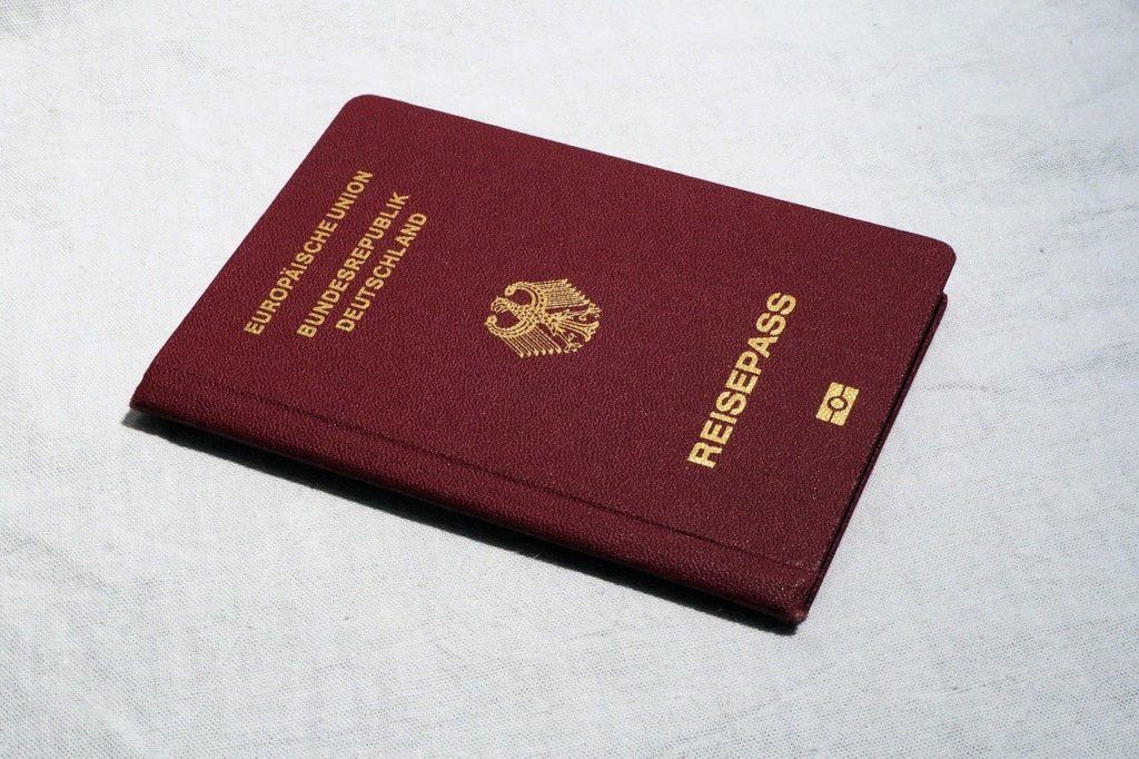 passport, travel, document-1051697.jpg